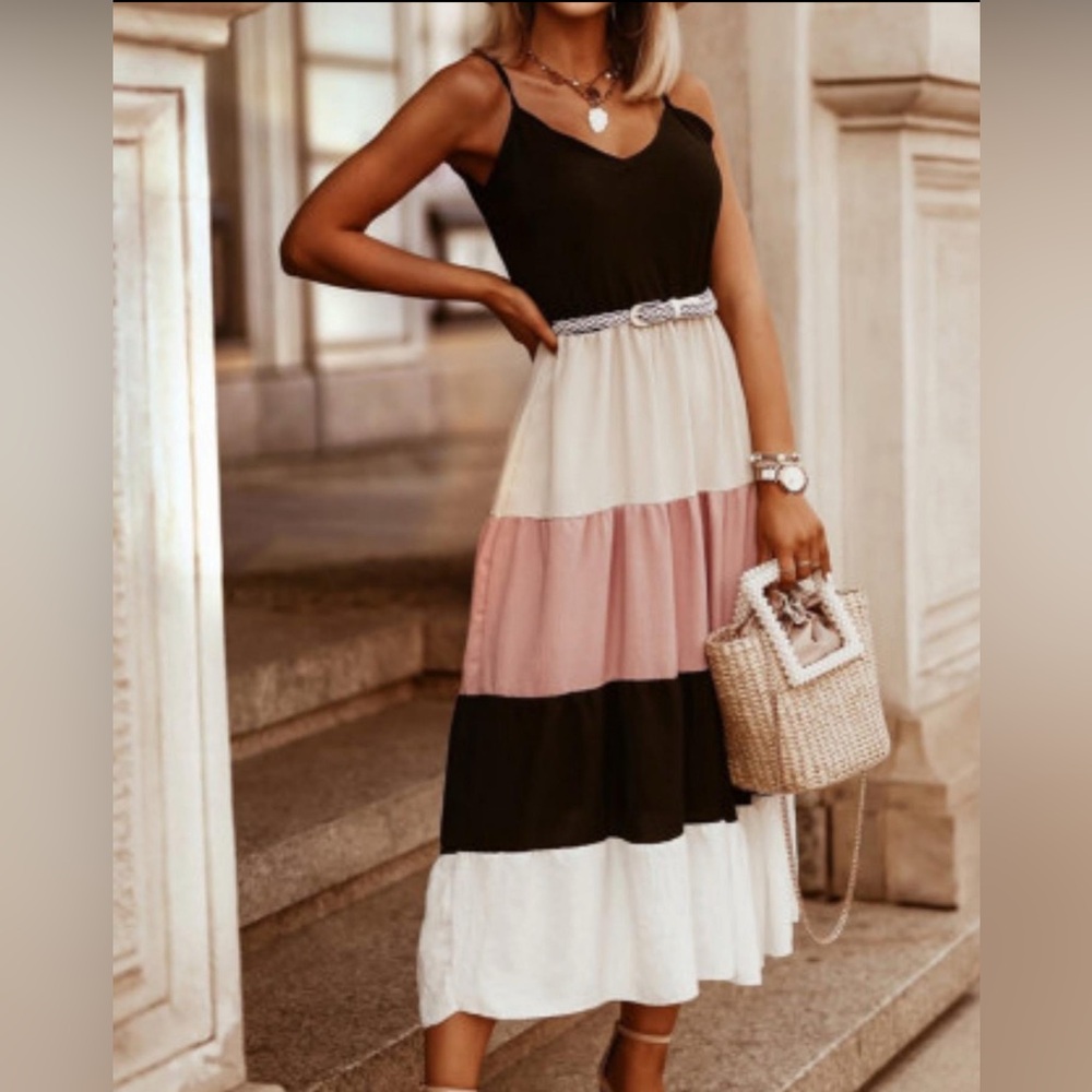 Elegant Colorblock Maxi Dress